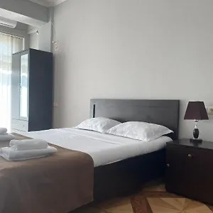 Отель Saburtalo Roni